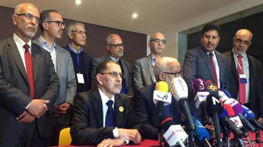 هذا موقف حزب ” العدالة والتنمية” مما يقع في تونس بلاد ثورة الياسمين..