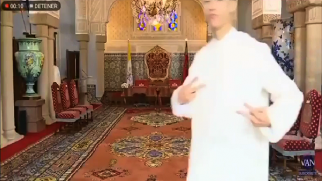 لقطة طريفة لولي العهد الأمير مولاي الحسن تشعل مواقع التواصل الإجتماعي