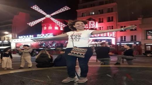 صحيفة “الإسبانيول”تعري عورة نفاق وديماغوجية البرلمانية ماء العينين المتحجبة في المغرب المتبرجة في باريس