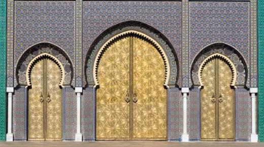 «الزليج» الفسيفساء الفاسي المغربي تراث عريق يزدهر رغم التحديات