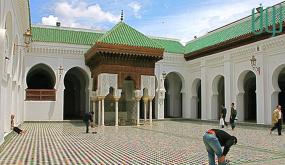 حفيدات فاطمة الفهرية أو التنوير بصيغة المؤنث: المدرسة والمستشفى قبل المساجد في عصرنا