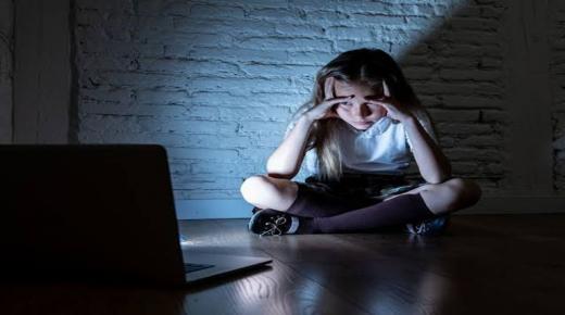 حملة وطنية للوقاية من العنف الرقمي و التحرّش الإلكتروني..