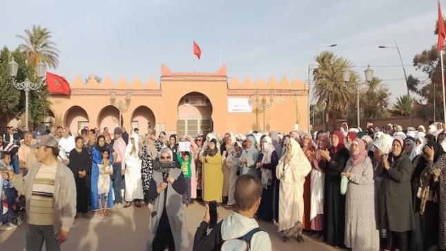 حقوقيون يستنكرون  قرار تفويت وخوصصة الماء والكهرباء والتطهير بمدينة فجيج بهدف تسليع هذه الخدمات الحيوية..