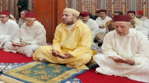 الملك يقرر إعفاء مستغلي محلات الأحباس من الكراء..