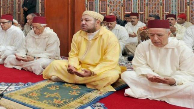 الملك يقرر إعفاء مستغلي محلات الأحباس من الكراء..