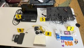 توقيف شخص متورط في القرصنة الدولية للمكالمات الهاتفية