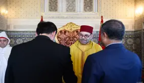 الملك يستقبل عددا من السفراء الأجانب