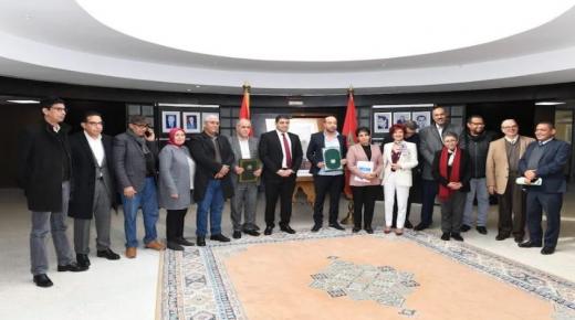 هذه تفاصيل اتفاق رفع أجور الصحافيين بـ2000 درهم شهريا بالمغرب￼