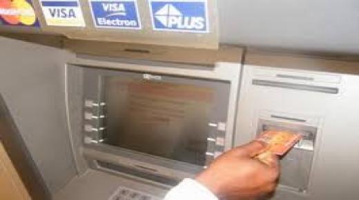 المغاربة أجروا 164 مليون عملية أداء بواسطة البطاقات البنكية ..