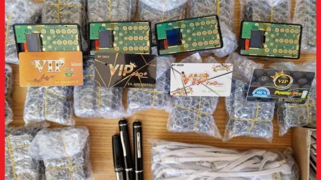 أكادير..تفكيك شبكة لترويج أجهزة للغش في الامتحانات