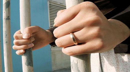 اعتقال عاملة بتهمة “سرقة 16 بيضة” من شركة برلماني ..