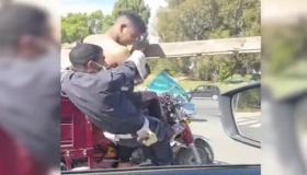 شاهد فيديو خطير”تريبورتور” يعرّض رجال الأمن للخطر..