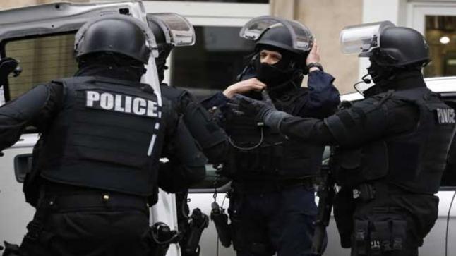 الأمن الوطني المغربي يسلم نظيره الفرنسي متورطا في قضايا الاتجار بالمخدرات على الصعيد الدولي..