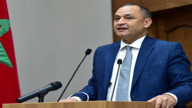 الوزير مزور: إنشاء المقاولات يتم في 3 أيام… وبرلمانية ترد: “لا يمكن قول أشياء غير موجودة في الإدارة المغربية”