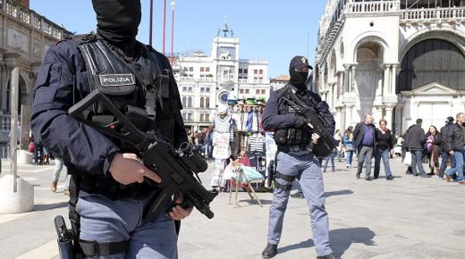 اعتقال 43 شخصا ومصادرة 520 مليون أورو في تحقيق أوروبي موسع بشأن المافيا والتهرب الضريبي