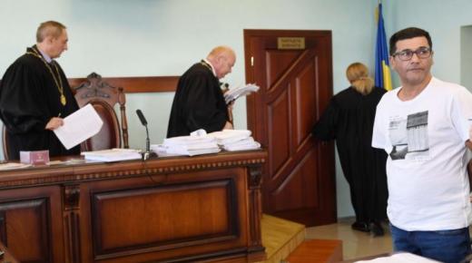 باريس.. انطلاق جلسات استئناف محاكمة المتهمين بابتزاز الملك محمد السادس ورجال أعمال نافذين حول العالم..