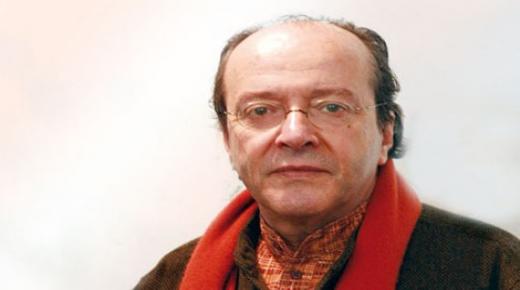 برادة باحثا عن “النغمة المطلوبة”: أكتب ببطء في الأماكن الهادئة