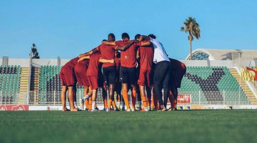 نهضة بركان يتعادل مع تفرغ زينة الموريتاني في كأس الكاف..