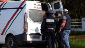 اعتقال شخصين عنفا قاصرا واحتجزاه داخل الصندوق الخلفي للسيارة..