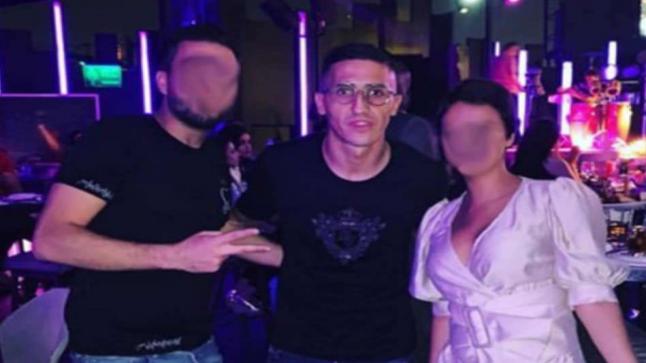 صادم .. الإعلام المغربي يكشف عن فضائح لاعبين مغاربة قبل مواجهة بنين