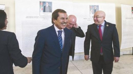 تقبيل يد شقيق الرئيس بوتفليقة يثير جدلا واسعا في الجزائر ـ (فيديو)