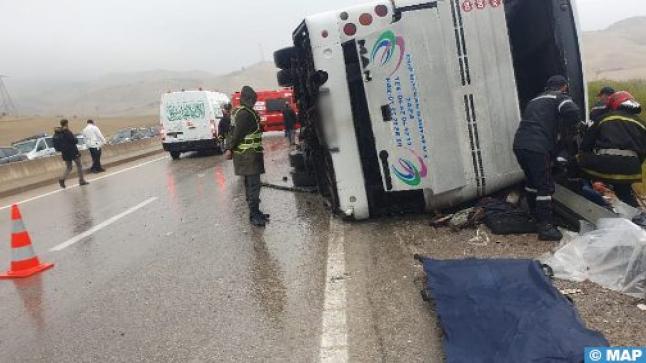 إقليم تازة : مصرع 11 شخصا وإصابة 43 آخرين إثر انقلاب حافلة لنقل المسافرين￼