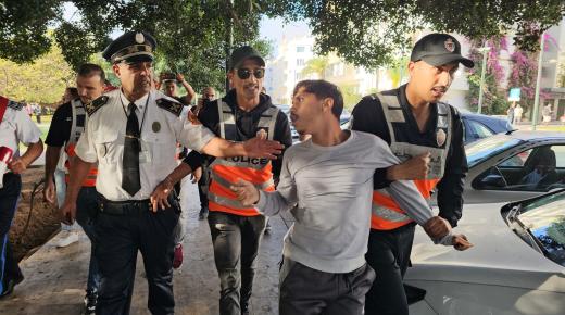 وزارة الداخلية: 263إصابة في صفوف القوات العمومية وتخريب عشرات العربات أثناء احتجاجات عنيفة..التفاصيل..