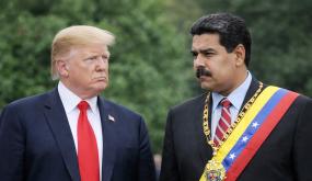 بعد انفجارات قوية واسعة النطاق ..ترامب يعلن اعتقال الرئيس الفنزويلي نيكولاس مادورو وزوجته ونقلهما إلى الخارج..