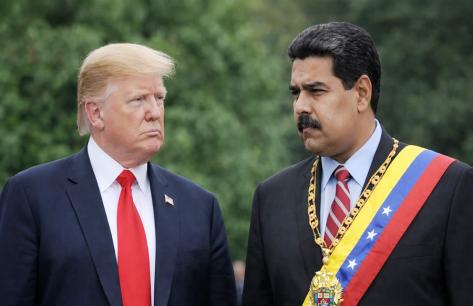 بعد انفجارات قوية واسعة النطاق ..ترامب يعلن اعتقال الرئيس الفنزويلي نيكولاس مادورو وزوجته ونقلهما إلى الخارج..