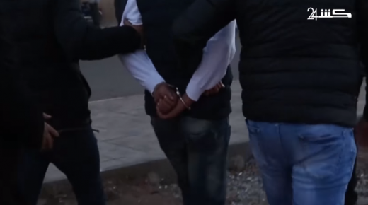 توقيف شخص ظهر في فيديو يهدد بالاختطاف وطلب فدية مالية