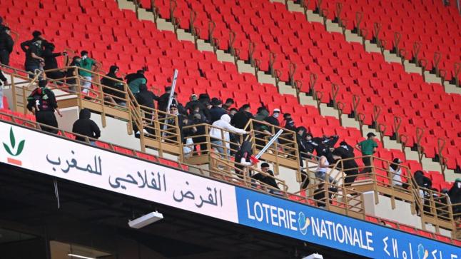 توقيف 136 شخصا إثر أعمال شغب مباراة الجيش الملكي والرجاء الرياضي