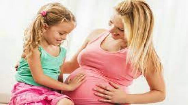 دراسة علمية : الأطفال في رحم الأمهات يتفاعلون مع النكهات المختلفة￼