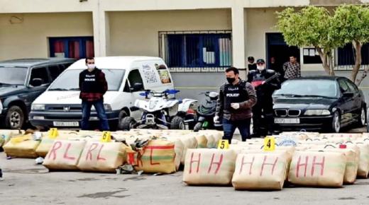 الناظور.. إحباط عملية تهريب دولية لأزيد من 5 أطنان من مخدر الشيرا..