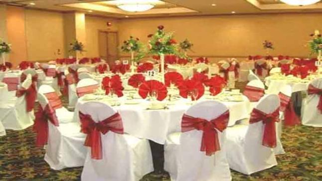 قاعات حفلات عشوائية تغضب المهنيين..