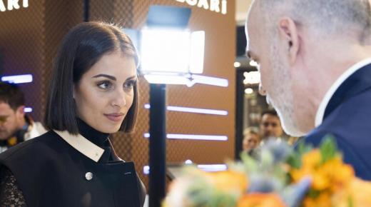 فنان إيطالي يهاجم طليقة حكيمي بسبب “الزواج التجاري￼￼￼￼”