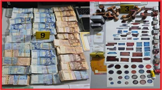 توقيف شخص متورط في تزوير وثائق إدارية وحجز 33 خاتما إداريا مزورا و 30 مليون سنتيم