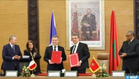 المغرب وفرنسا يلتزمان بتعزيز تعاونهما في المجال القانوني والقضائي