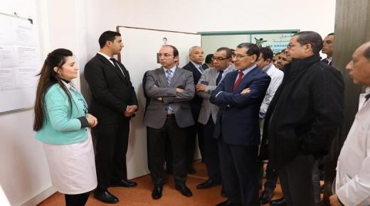 محامي يقاضي رئيس الحكومة ووزير الصحة بسبب الظروف اللا إنسانية والمهينة التي صاحبت وضع سيدة حامل لمولودها