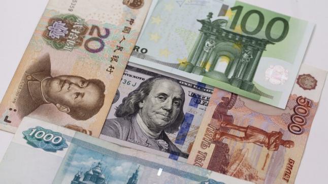 خسائر بـ400 مليار دولار.. خبراء يحذرون من خسائر فادحة للاقتصاد العالمي جراء الوضع المرتبط بأوكرانيا..