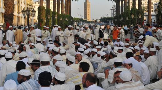 ضدّالحيف..قيّمون دينيون يدعون لوقفة وطنية الثلاثاء المقبل أمام البرلمان..