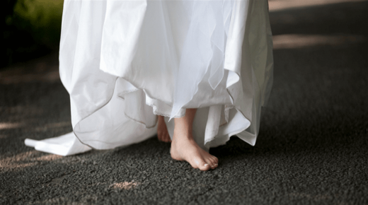 بدعوى “إخراج الجن من جسدها”… دجال يقتل “العروس” أمام أسرتها..