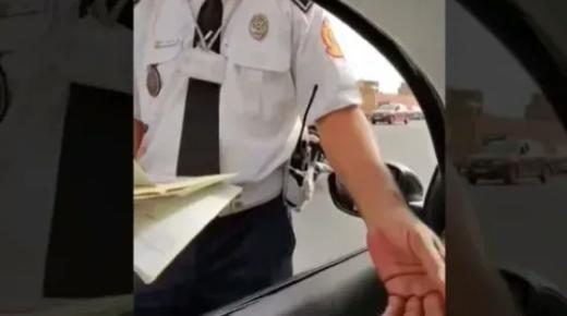 على اثرتسجيل متداول على مواقع التواصل الاجتماعي.. فتح تحقيق مع ضابط شرطة بسبب شبهة رشوة..