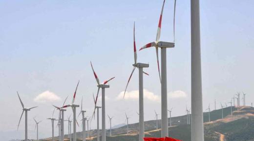 تمسك مغربي بريادة الدينامية الطاقية رغم التحديات التقنية والاقتصادية