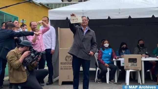 كولومبيا .. قصر النظر السياسي أو العمى الإيديولوجي