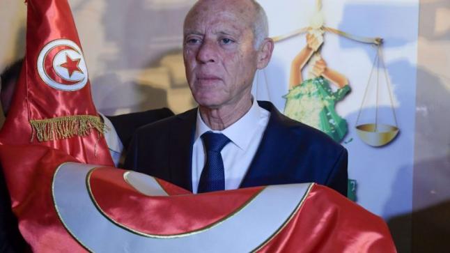 صحيفة تونسية: القبض على إرهابي خطط لاغتيال الرئيس قيس سعيد..