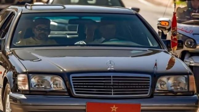 زلزال الحوز: الملك يتفقد المصابين ويتبرع بالدم..