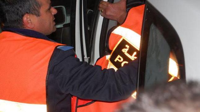 توقيف شرطي ضمن عصابة تتاجر في المخدرات