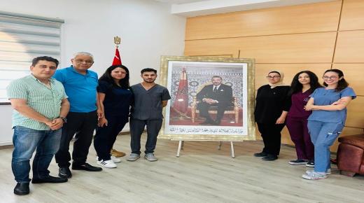 بعد الجَدَل وما أَعْقَبَ الحادث.. رئيس جامعة وجدة يَعْقِدُ صُلْحاً بين أستاذة  وطبيب داخلي..