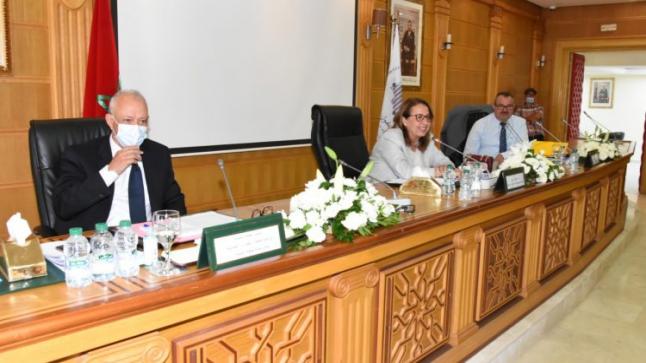 مجلس جهة طنجة يختتم ولايته الانتدابية بالمصادقة على جدول أعمال مهمّة في دورة يوليوز..