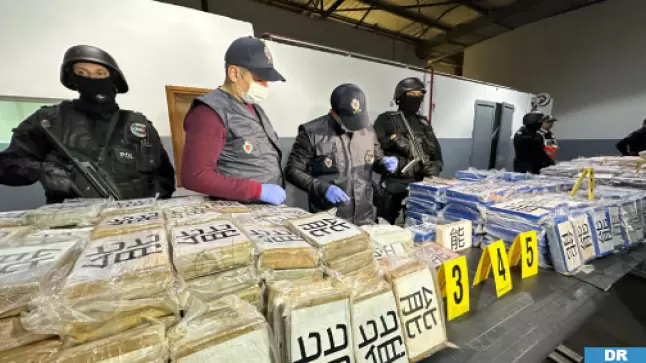 ميناء طنجة المتوسط.. إجهاض عملية للتهريب الدولي للمخدرات القوية وحجز أزيد من طن واحد و488 كلغ من مخدر الكوكايين￼